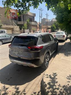 نیسان رۆگ